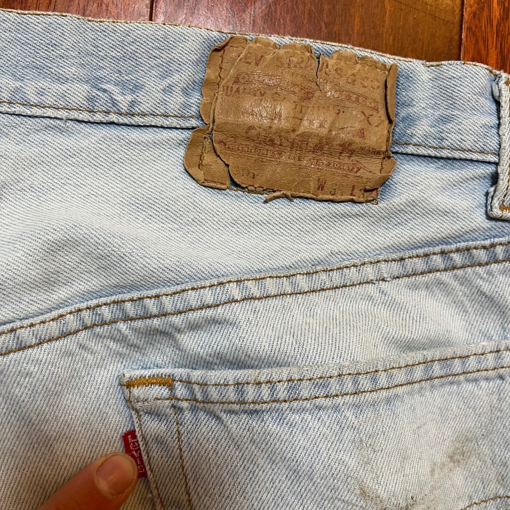 Vintage Levis 501 Jeans Mens 36x32 Straight Fit Light Wash Y2K 90s 00501-0134 * - Picture 4 of 8
